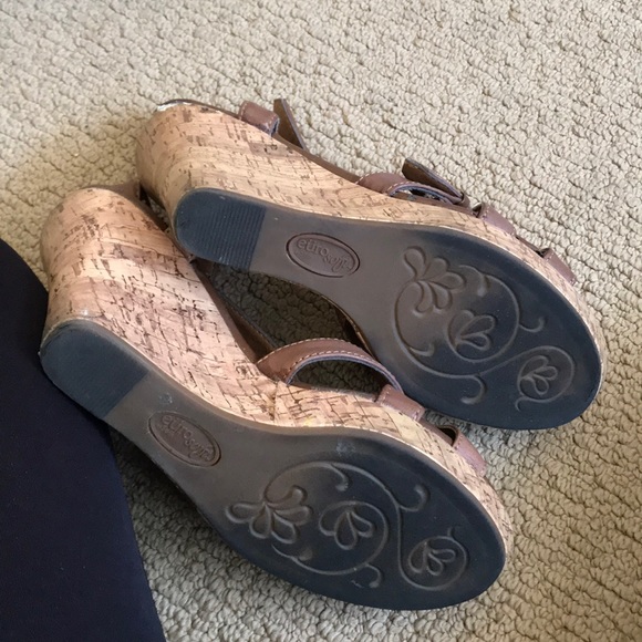 Dark Beige Tan Eurosoft wedges - Picture 3 of 7
